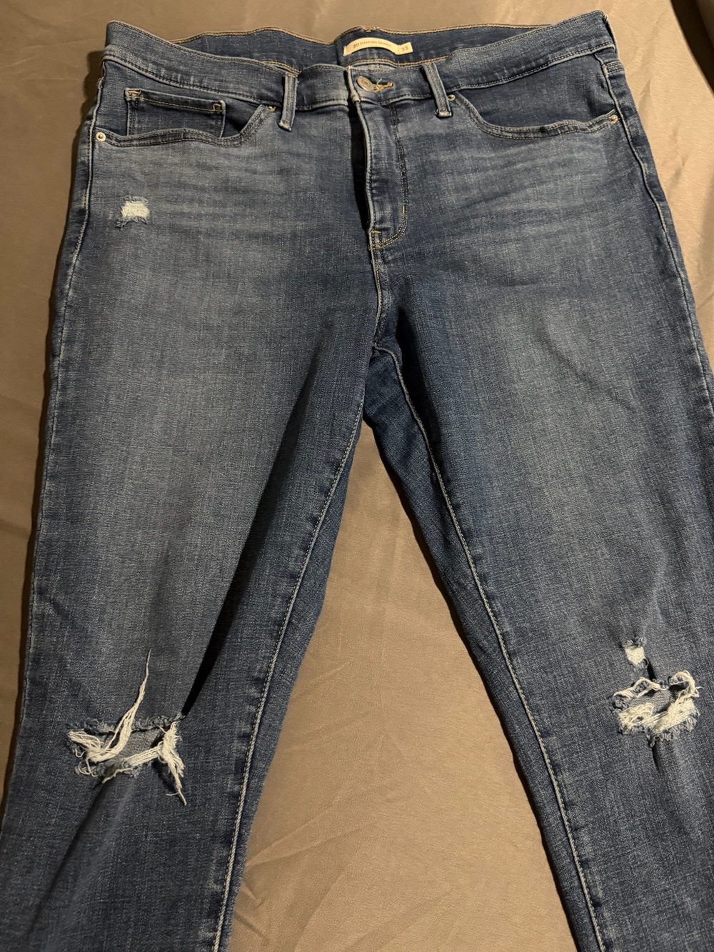 Levi's Women's Skinny Distressed Dark Blue Jeans